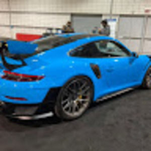 Meet your Posher, Logan